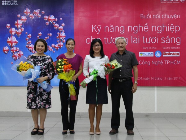 Nhiều chia sẻ thú vị tại hội thảo “Kỹ năng nghề nghiệp cho tương lai tươi sáng” 13