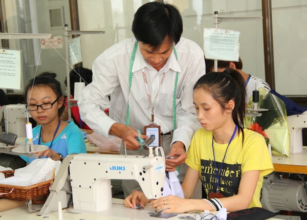 HUTECH thực hiện quy chế công khai trong giáo dục, đào tạo năm học 2011-2012 4