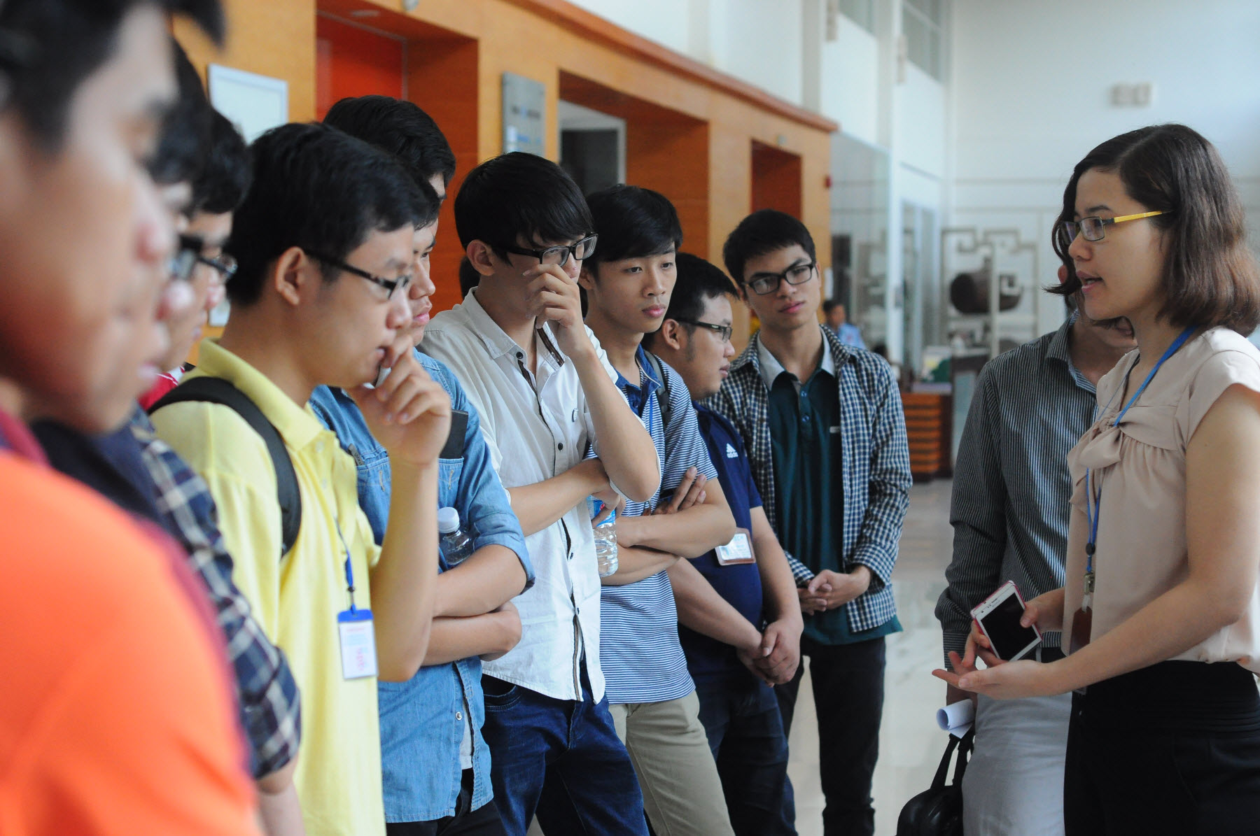 Chuyến kiến tập thú vị và bổ ích tại TMA Solutions của SV Khoa CNTT 5