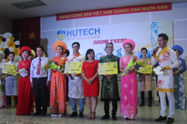 Ấn tượng với Show event “Hương sắc Việt” do SV HUTECH tổ chức 36