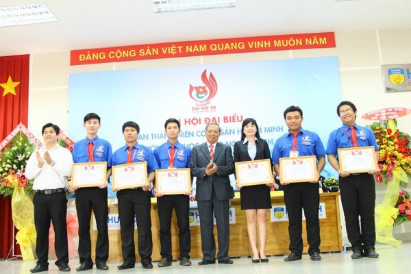 Đại hội đại biểu Đoàn TNCS Hồ Chí Minh HUTECH lần VII thành công tốt đẹp 13