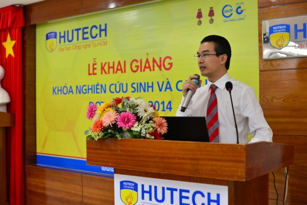 HUTECH tổ chức khai giảng Khóa Nghiên cứu sinh và Cao học – Đợt 2 năm 2014 5