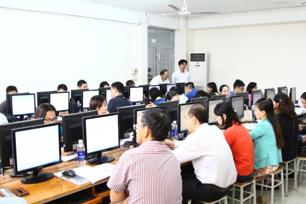 Viện Đào tạo nghề nghiệp HUTECH tổ chức khóa học Excel tổng quát cho tập đoàn Dầu khí VN  13