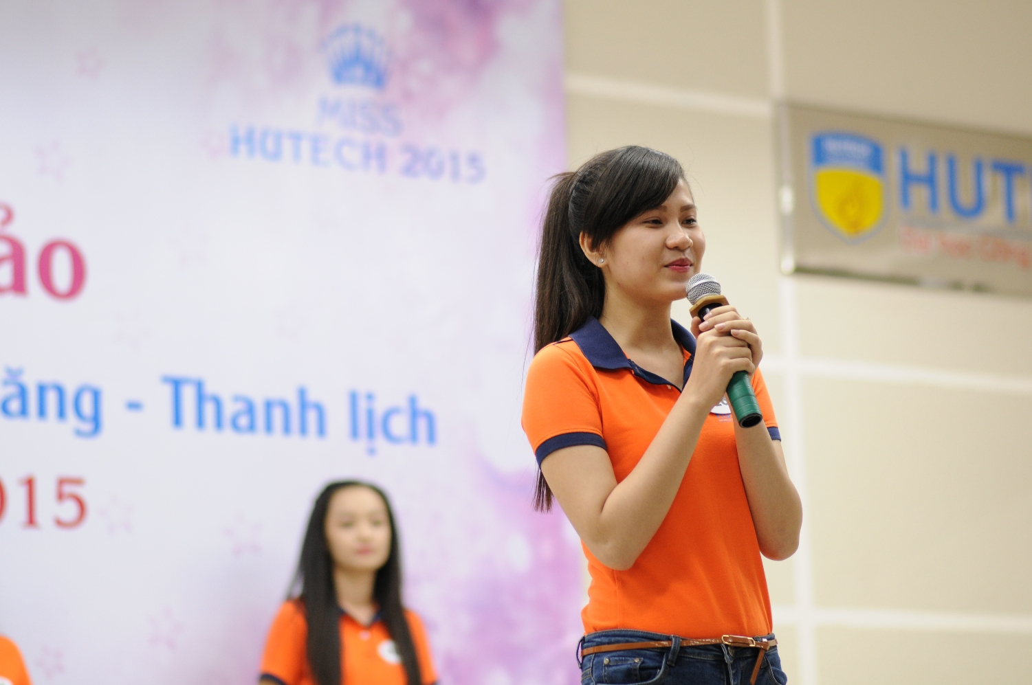 Thí sinh Miss HUTECH 2015 khoe sắc tại Vòng sơ khảo 16