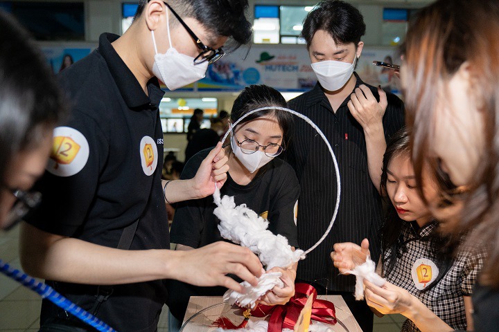 Sinh viên Khoa Trung Quốc học đón Tết Trung thu ấm áp với nhiều hoạt động ngoại khóa ý nghĩa 29