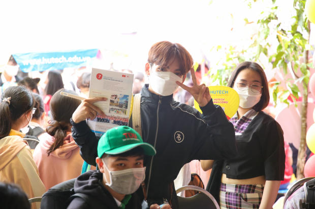 “Check in” Cần Thơ, HUTECH mang đến học sinh miền Tây nhiều thông tin tuyển sinh 2022 mới nhất 101