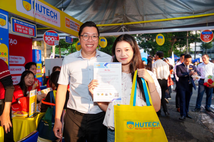 [Video] HUTECH mang đến nhiều thông tin giá trị tại Ngày hội tư vấn tuyển sinh - hướng nghiệp 2026 72