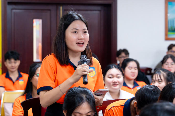 [Video] Sinh viên Khoa Tài chính - Thương mại đón đầu xu hướng công nghệ tài chính phi tập trung 105
