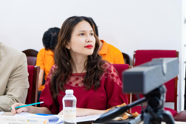 Hanwha Life Finance Mentor: Bệ phóng cho sinh viên HUTECH tự tin khẳng định bản lĩnh 18