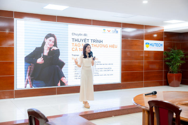 Top 22 HUTECH Startup Wings 2025 hoàn thiện kỹ năng Thuyết trình và Trình bày dự án, sẵn sàng cho vòng Bản lĩnh Nhà khởi nghiệp 55