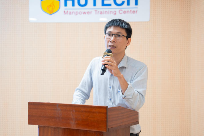 Định hình tương lai xanh: Sinh viên Viện Kỹ thuật HUTECH và hành trình khám phá công nghệ xe điện 51