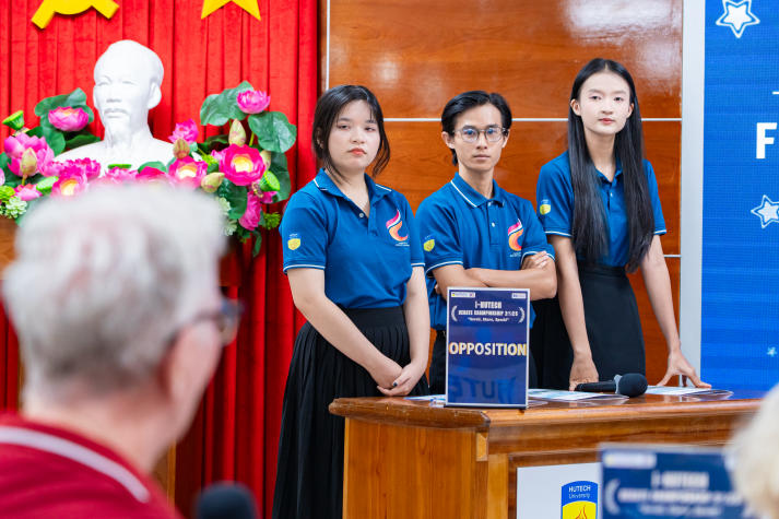 Chung kết I-HUTECH Debate Championship 2025: Tỏa sáng tư duy phản biện và bản lĩnh sinh viên HUTECH 129