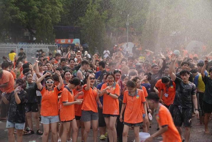 Sinh viên HUTECH “xoã” hết mình với loạt hoạt động chiều ấn tượng tại Hội trại Amazing HUTECH 2023 38