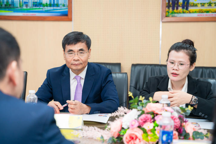 HUTECH signs MoU with Shandong University of Technology, paving the way for a tripartite cooperation model with industry partners 22