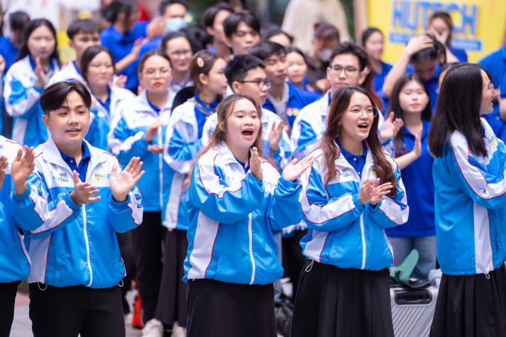 Lễ ra quân Mùa hè xanh HUTECH 2025: Sắc áo xanh tình nguyện vì cộng đồng 167