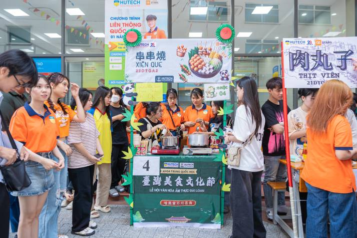 HUTECH-ers "bỏ túi" kỹ năng từ môi trường đa văn hóa 116