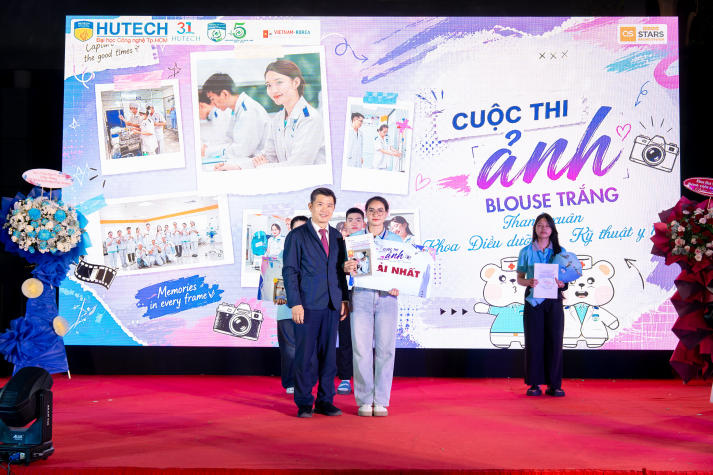 [Video] Sinh viên Khoa Điều dưỡng - Kỹ thuật y học “cháy” hết mình tại HUTECH’s Health Festival 2026 200