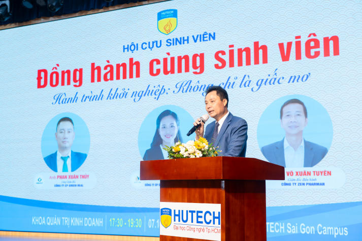Sinh viên HUTECH học “bí quyết khởi nghiệp thật” từ CEO đàn anh 35