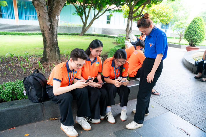 Lộ diện Top 3 đội thi xuất sắc vào vòng Chung kết Cuộc thi Olympic Tư tưởng Hồ Chí Minh lần thứ 3 94