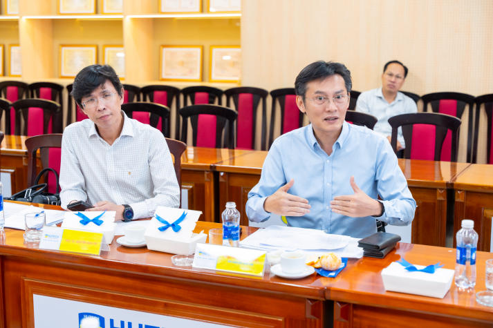 HUTECH collaborates with HCMC C4IR to advance digital technology development strategy 74