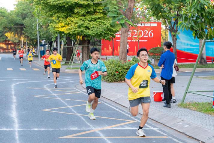 [HUTECH Games 2026] Nóng dần với những màn kéo co quyết liệt và điền kinh bứt tốc 69