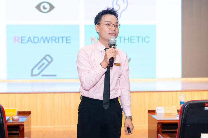 HUTECH-ers “bỏ túi” kỹ năng thích ứng đại học, chủ động vượt qua áp lực 87