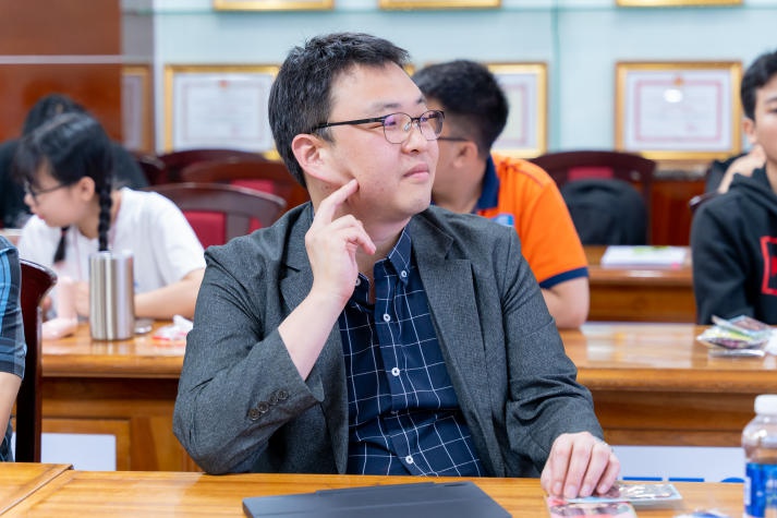 Sinh viên HUTECH tìm hiểu cách xây dựng kịch bản phim truyền hình Hàn Quốc K-Drama 38