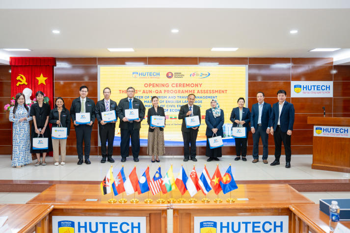 HUTECH chính thức khai mạc đánh giá ngoài 04 chương trình đào tạo trình độ Thạc sĩ theo tiêu chuẩn AUN-QA 109