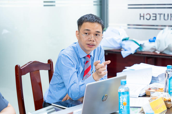 Nhiều giải pháp quản trị thực tiễn được trình bày tại buổi bảo vệ luận văn/đề án Thạc sĩ Quản trị kinh doanh 23