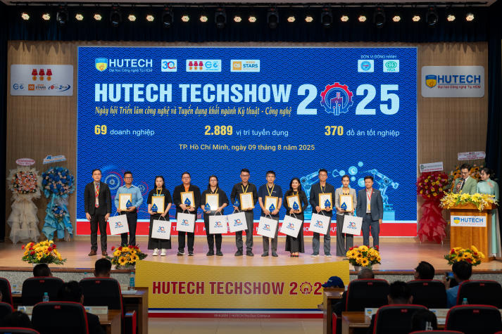 HUTECH TECHSHOW 2025: Nearly 3,000 open job opportunities, 370 graduation projects on display 60