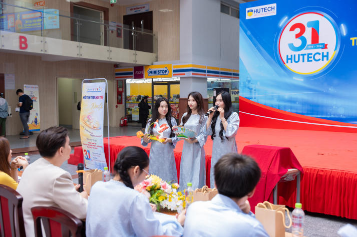 [Ảnh] Rộn ràng chuỗi hoạt động chào tuổi mới, lan tỏa khí thế và khát vọng vươn xa 303