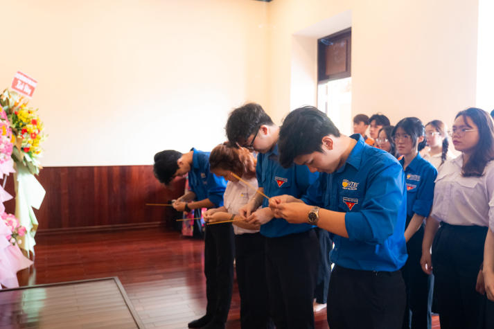 Sinh viên Khoa Quản trị kinh doanh lan tỏa khát vọng tuổi trẻ qua vòng Chung kết “Sinh viên với tư tưởng Hồ Chí Minh” 23