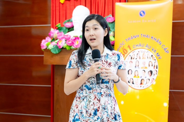 Sinh viên HUTECH trang bị kiến thức bảo vệ sức khỏe sinh sản 32