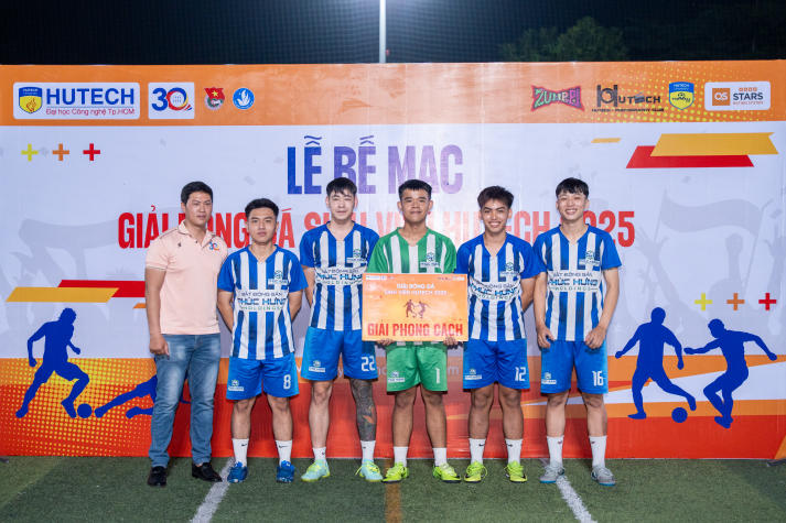 [Video] Viện Văn hóa - Nghệ thuật - Thể thao đăng quang vô địch Giải bóng đá Sinh viên HUTECH 2025 112