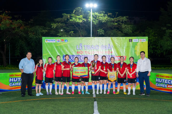 [HUTECH Games 2026] Lộ diện ngôi vương Bóng đá nam, nữ sau loạt trận Chung kết kịch tính 145