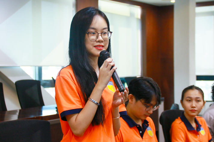 Marketing and International Business students participate in study and exchange program at Thammasat Business School 40