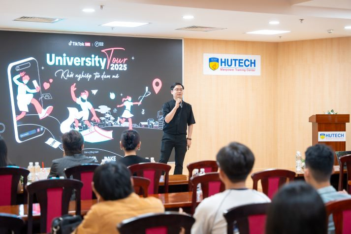 TikTok UniTour 2025 "đổ bộ" HUTECH, giải mã cơ hội nghề nghiệp trong nền kinh tế sáng tạo 31