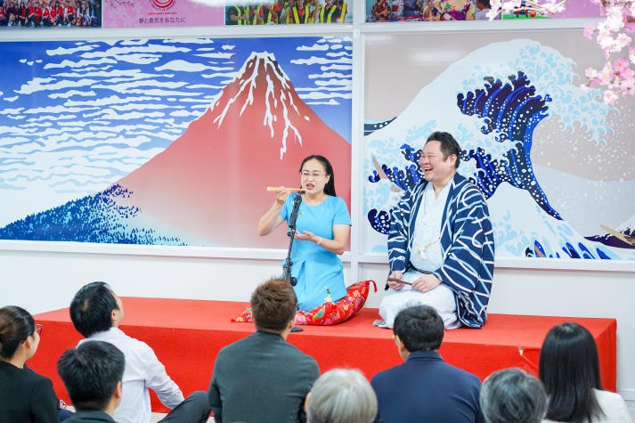 Sinh viên Khoa Nhật Bản học hào hứng thưởng thức nghệ thuật hài độc thoại Nhật Bản cùng nghệ nhân Reireisha Maruko 83