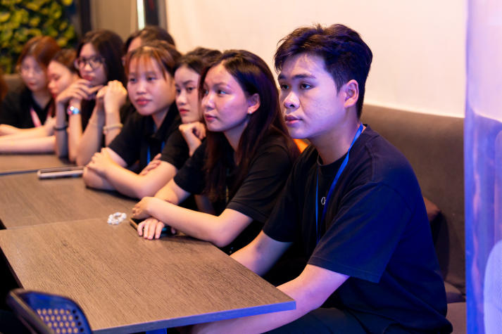 [Video] Sinh viên Quản trị sự kiện check-in Alta Media, khám phá công nghệ trình diễn xịn sò 34