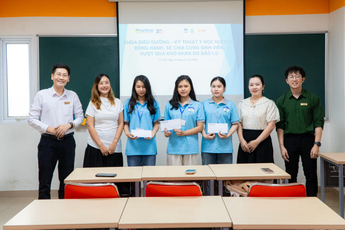 Lan tỏa tinh thần sẻ chia: Khoa Điều dưỡng - Kỹ thuật y học HUTECH đồng hành cùng sinh viên sau lũ 21