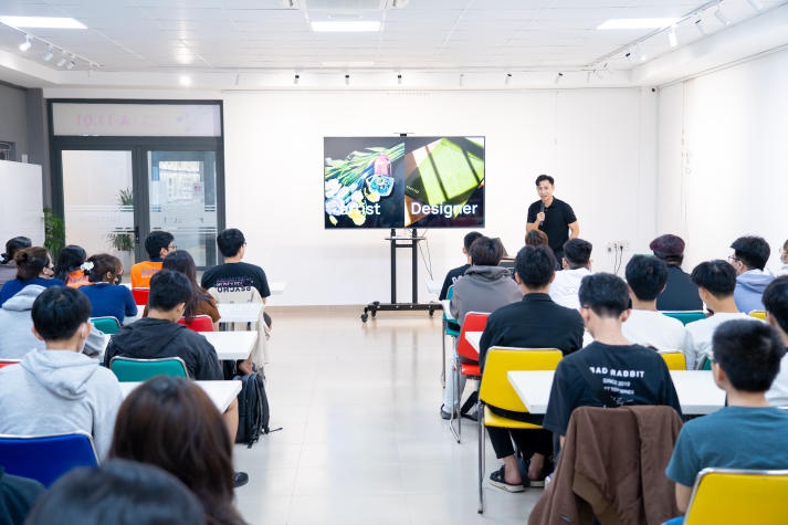 Sinh viên Khoa Truyền thông & Thiết kế HUTECH tích lũy kinh nghiệm trong thiết kế và tiếp thị 11