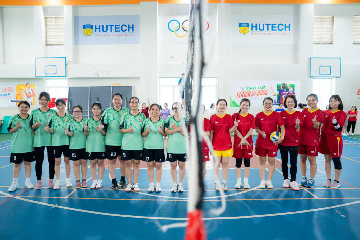 [Hội thao CB-GV-NV HUTECH 2025]: TT.TVTS-TT.TrT-TT.Mar-PTTH, P.ĐT-P.KT-TT.DHS bảo vệ thành công ngôi vương Bóng chuyền nam, nữ 93