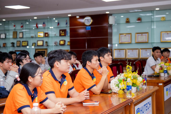 Sinh viên VKIT rèn kỹ năng làm chủ công việc, mở rộng cơ hội trải nghiệm công nghệ cùng LIKELION 63
