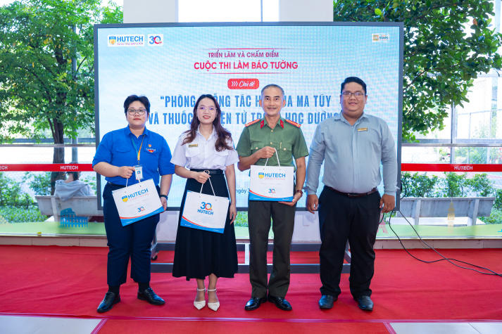 Sinh viên HUTECH lan tỏa thông điệp sống khỏe, nói không với ma túy và thuốc lá điện tử 102