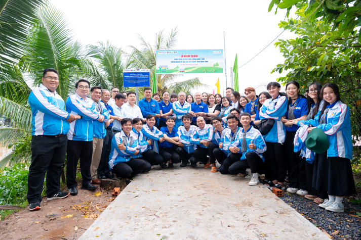 Mùa hè xanh HUTECH 2025 mặt trận Đồng Tháp: Hành trình trưởng thành, gắn kết và lan tỏa yêu thương 60