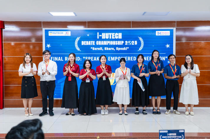 Chung kết I-HUTECH Debate Championship 2025: Tỏa sáng tư duy phản biện và bản lĩnh sinh viên HUTECH 202