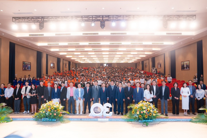 Ngày hội Văn hóa và Tuyển dụng Việt - Hàn 2025: Bắt nhịp văn hóa, chạm cơ hội nghề nghiệp quốc tế 163