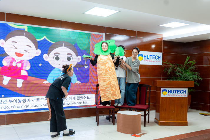 Từ trang sách đến sân khấu: Khám phá văn học xứ sở kim chi cùng sinh viên Khoa Hàn Quốc học 43