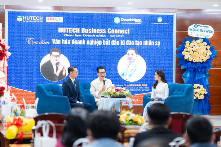 HUTECH-ers gặp chuyên gia, khơi mở bí kíp nghề nghiệp ngay trên giảng đường 24