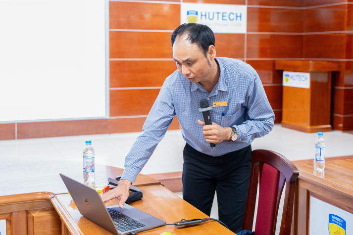 Giảng viên Khoa Tài chính - Thương mại cập nhật xu hướng ứng dụng AI trong nghiên cứu khoa học lĩnh vực kinh tế 108